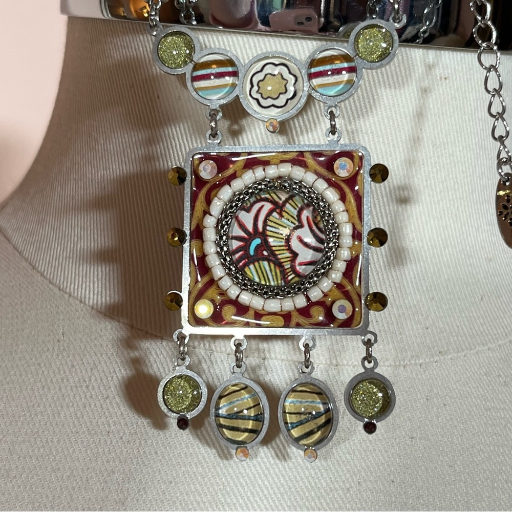 VGUVC Yoolles Estate Multicolor Silver Pendant Necklace w/Gold & Red Accents - Picture 15 of 15
